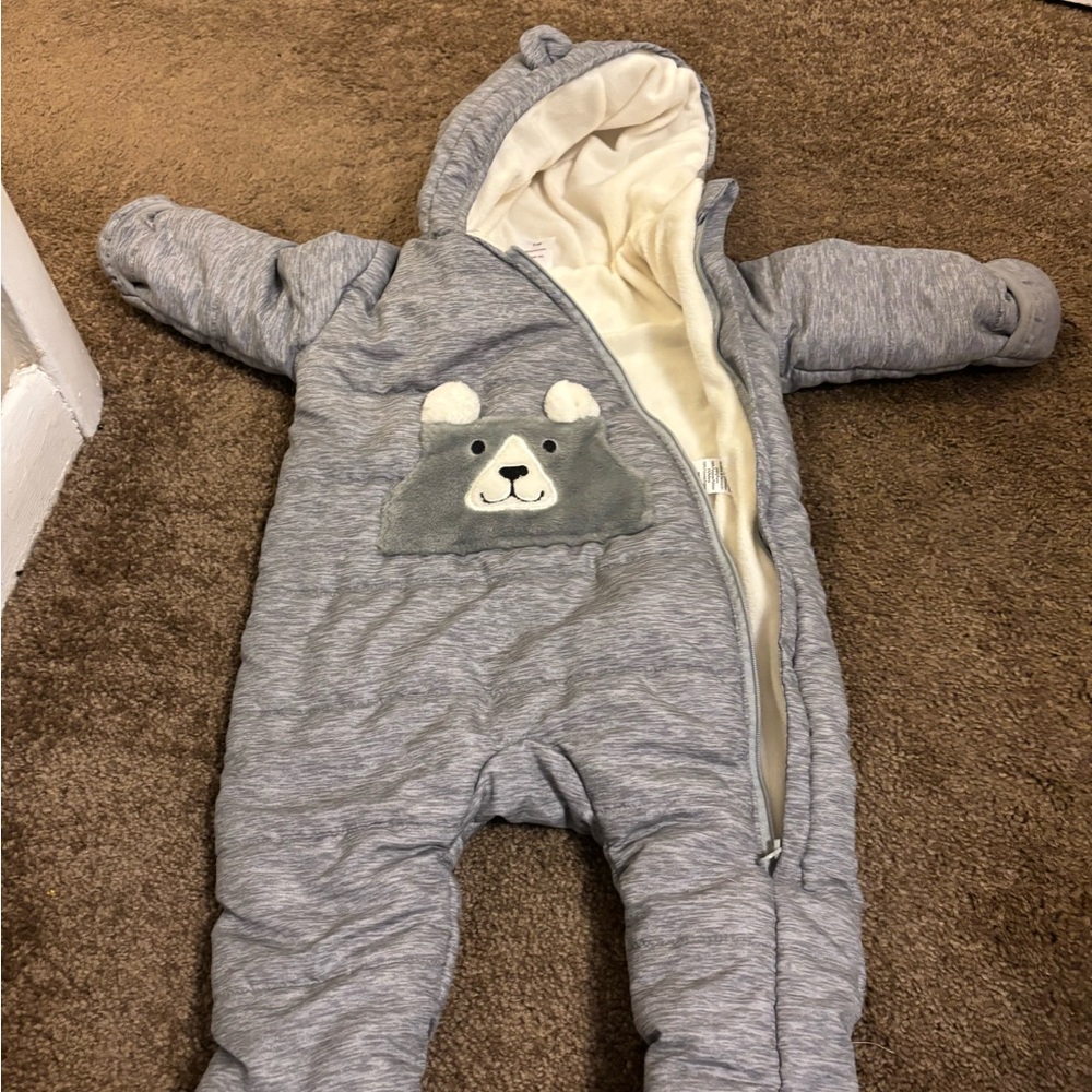 Wonder Nation Gray and White Puffer Jackets for Winter